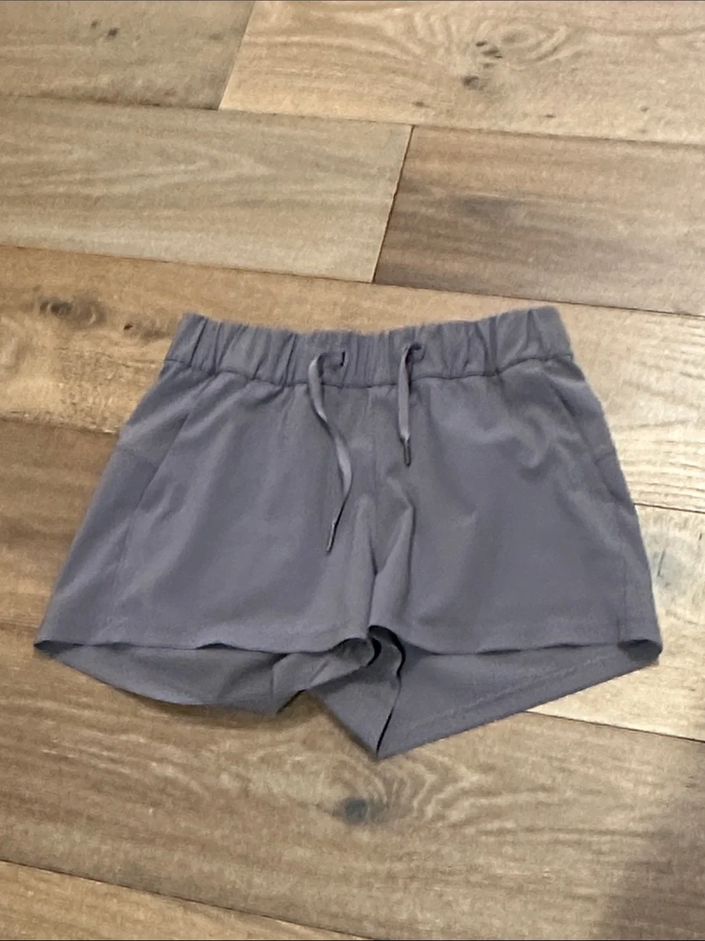 Lululemon purple shorts 2.5 inch length 6